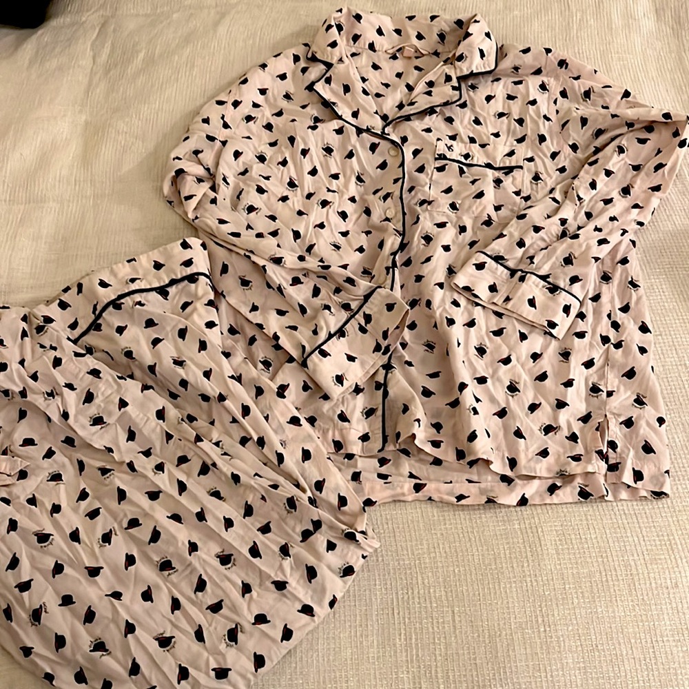Victoria’s Secret Pink Top Hat Pajamas